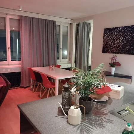 Spacious And Bright Loft In Downtown *